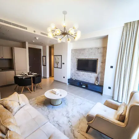 Stay By Latinem Luxury 2Br Holiday Home Cv B2302 Near Burj Khalifa Dubai Exterior photo